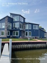 2135 Riverside Pointe Dr in St. Joseph, MI - Building Photo - Building Photo