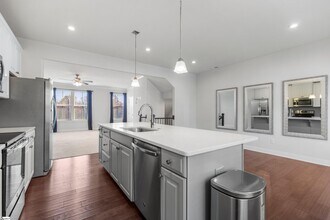 23 Itasca Dr in Greenville, SC - Foto de edificio - Building Photo