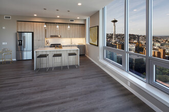 Avalon Belltown Towers in Seattle, WA - Foto de edificio - Interior Photo