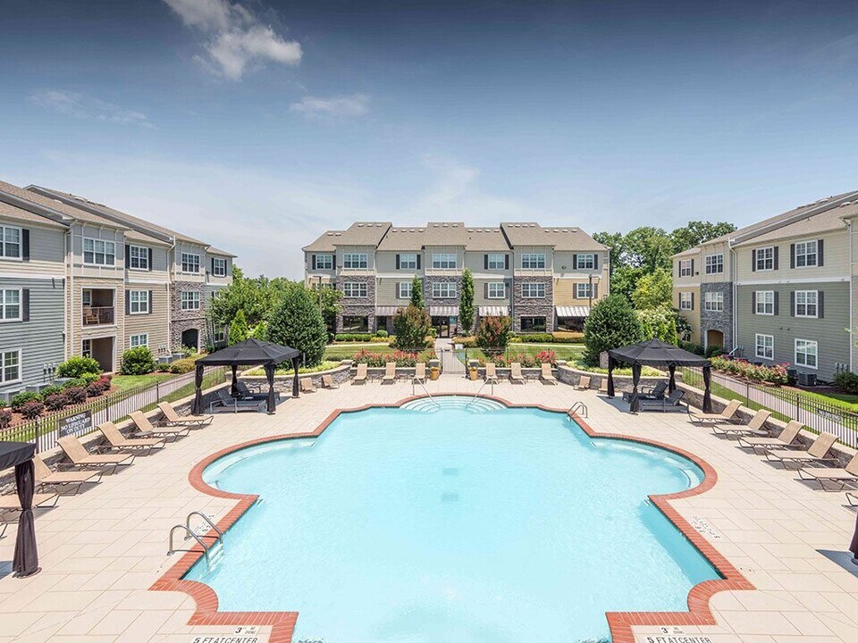 Amberleigh Bluff in Knoxville, TN - Building Photo