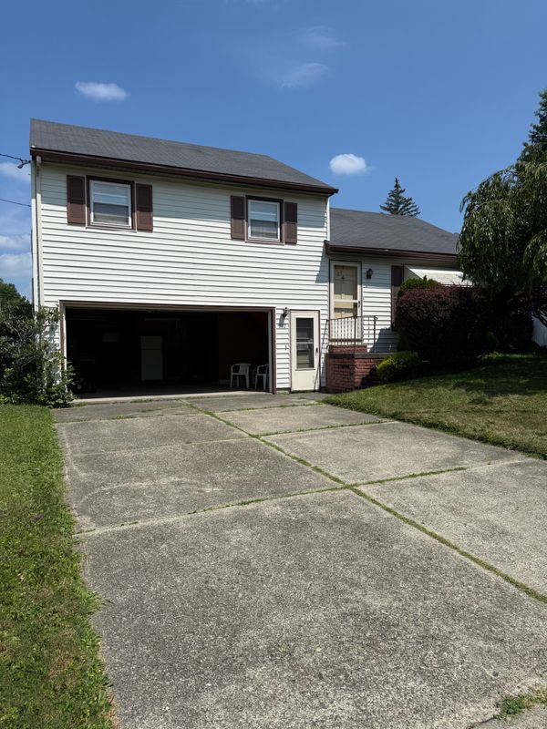 222 Indiana Ave in Jamestown, NY - Building Photo - Building Photo