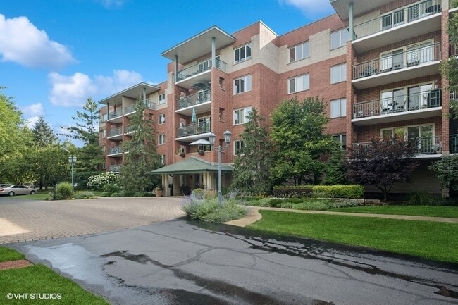 property at 3850 W Bryn Mawr Ave