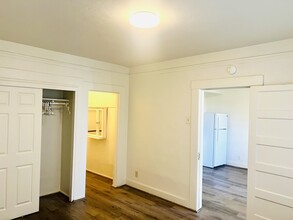 662 Alhambra St, Unit 664 in Crockett, CA - Building Photo - Building Photo