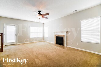 1083 Ashcraft Ave in Columbus, OH - Building Photo - Building Photo