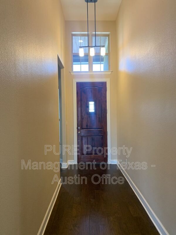 2956 Santa Rosita Dr in Round Rock, TX - Building Photo - Building Photo