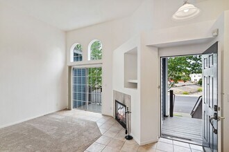 470 E 2nd St in Benicia, CA - Building Photo - Building Photo