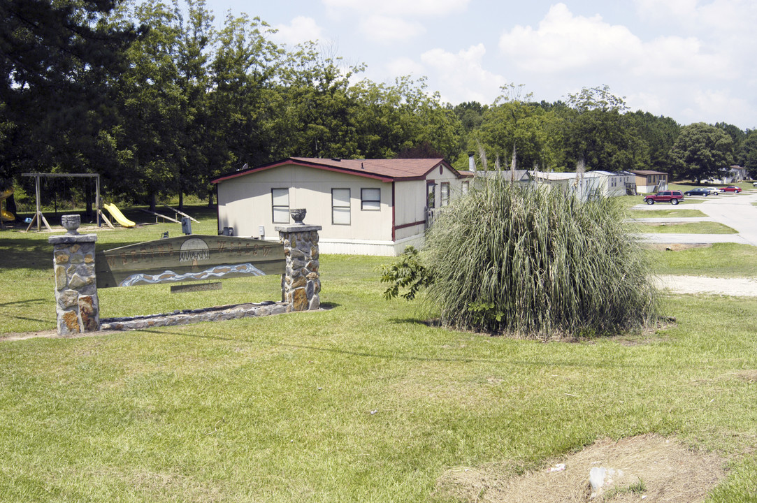 Weeping Willow MHP in Bowdon, GA - Building Photo