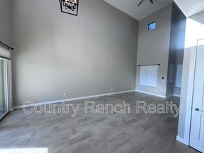 1350 River Boat Dr in Bullhead City, AZ - Foto de edificio - Building Photo