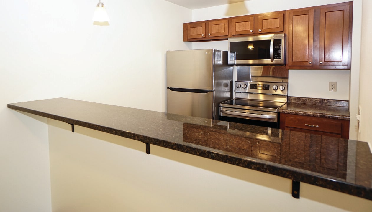 Mapleview Apartments in Hartland, WI - Building Photo