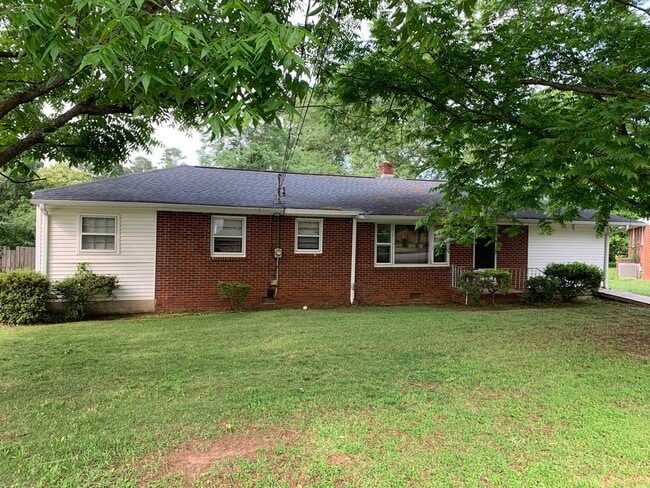 property at 2503 Apricot Ln