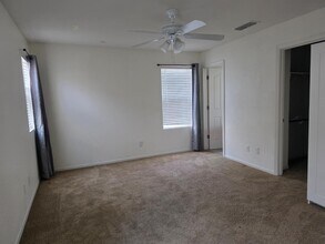 8917 Robbins Rd in Sacramento, CA - Building Photo - Building Photo