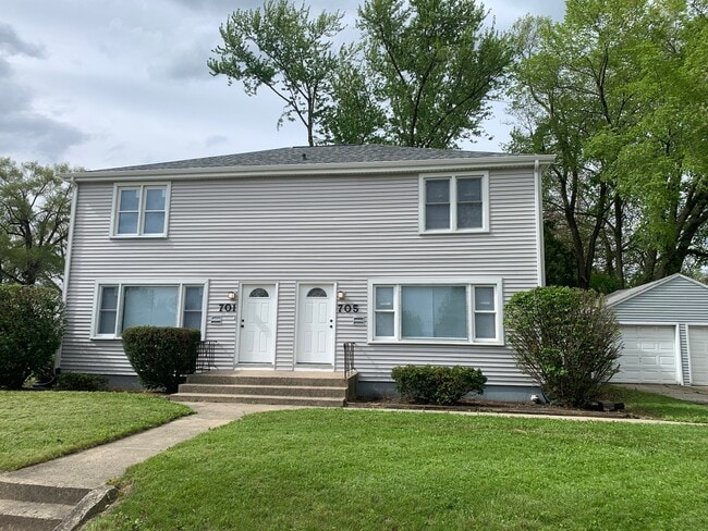 705 E Rudisill Blvd