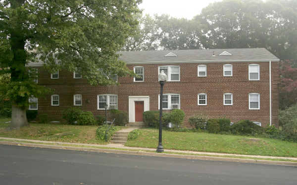 1201 N Kensington St in Arlington, VA - Building Photo - Building Photo