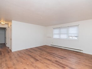 84 Pleasant St in Randolph, MA - Building Photo - Building Photo