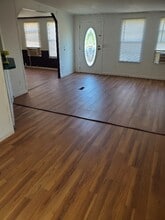 18200 Dorsey Ave in Henryetta, OK - Building Photo - Building Photo