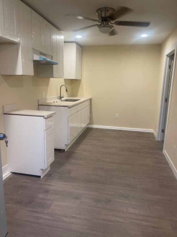 1000 Annetta Ave in South Gate, CA - Building Photo - Building Photo
