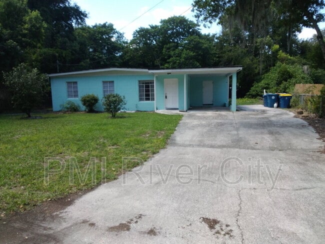 1859 Loyola Dr N