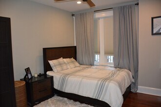 33 Dwight St, Unit 3 in Brookline, MA - Foto de edificio - Building Photo