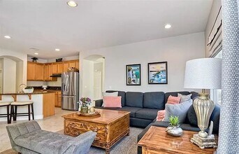 3912 Stoneridge Rd in Carlsbad, CA - Building Photo - Building Photo