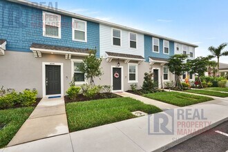 8937 Daybreak St in Sarasota, FL - Building Photo - Building Photo