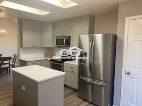 7834 Misty Moon in San Antonio, TX - Building Photo - Building Photo