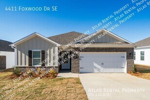 4411 Foxwood Dr SE in Decatur, AL - Building Photo