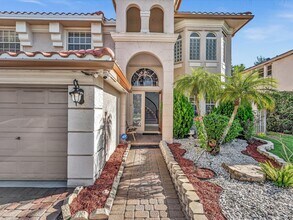 6614 Marbletree Ln in Greenacres, FL - Building Photo - Building Photo