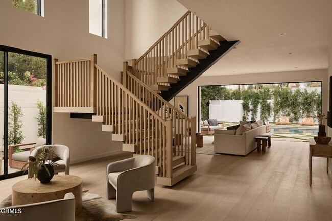 11638 Kling St in Los Angeles, CA - Building Photo - Building Photo