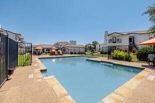 Tides on Westcreek in Fort Worth, TX - Building Photo