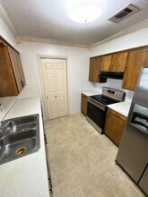 2106 Waymon St in Shreveport, LA - Building Photo - Building Photo