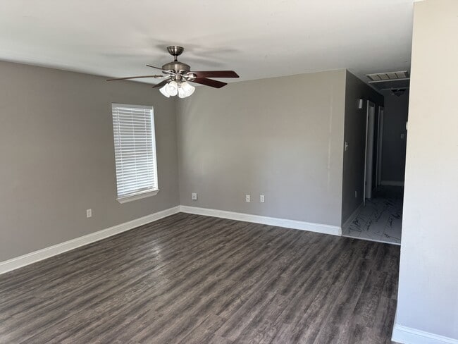 7487 Callahan Rd in Denham Springs, LA - Building Photo - Building Photo