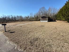 80 Buttercup Dr in Johnston, SC - Building Photo - Building Photo