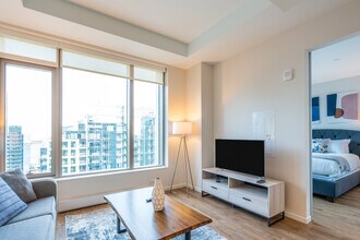 131 Seaport Blvd in Boston, MA - Building Photo - Building Photo