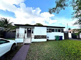 1715 NW 180th Terrace in Miami Gardens, FL - Building Photo