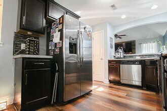 430 Leslie Wood Dr in Clarksville, TN - Building Photo - Building Photo