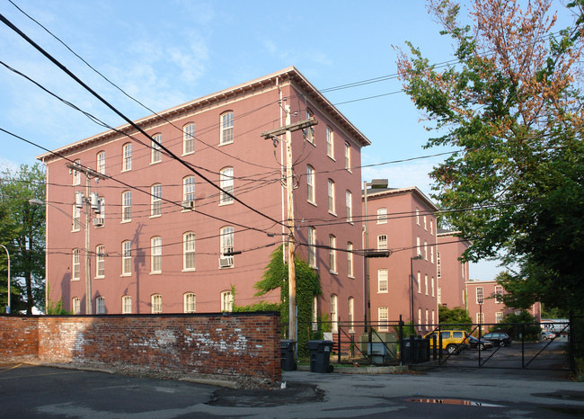 St. Mary's Square in Buffalo, NY - Building Photo - Building Photo