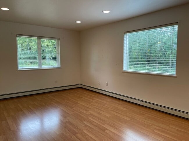 4683 Bluegill Rd in Fairbanks, AK - Building Photo - Building Photo