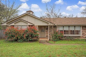 3200 Hickory Ct in Bedford, TX - Building Photo - Building Photo