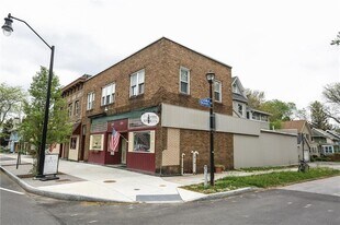 266 Winton Rd in Rochester, NY - Building Photo