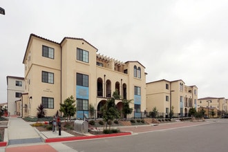 Mission Cove in Oceanside, CA - Foto de edificio - Building Photo