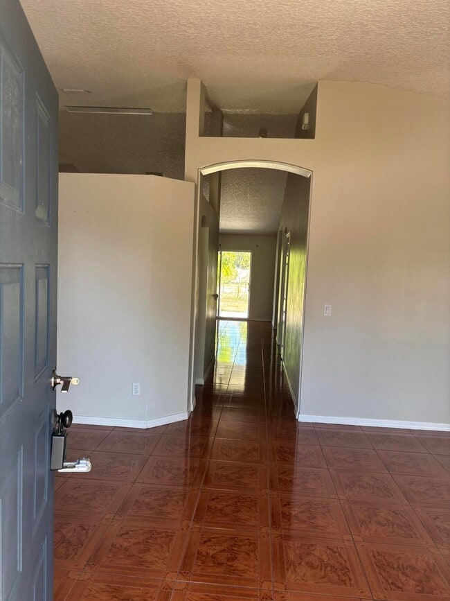 4397 SW Calah Cir in Port St. Lucie, FL - Building Photo - Building Photo