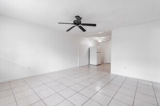 2449 Saginaw Ave in West Palm Beach, FL - Building Photo - Building Photo