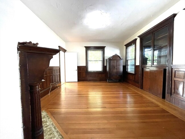 202 Corey Rd, Unit 1 in Boston, MA - Building Photo - Building Photo
