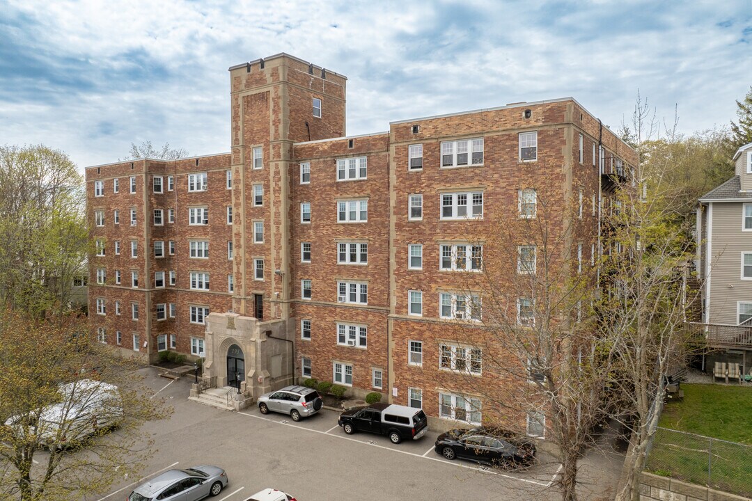 Sunnylea in Quincy, MA - Building Photo