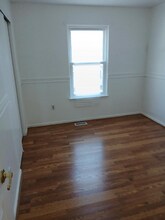 7 Ark Ct in Washington Township, NJ - Building Photo - Building Photo