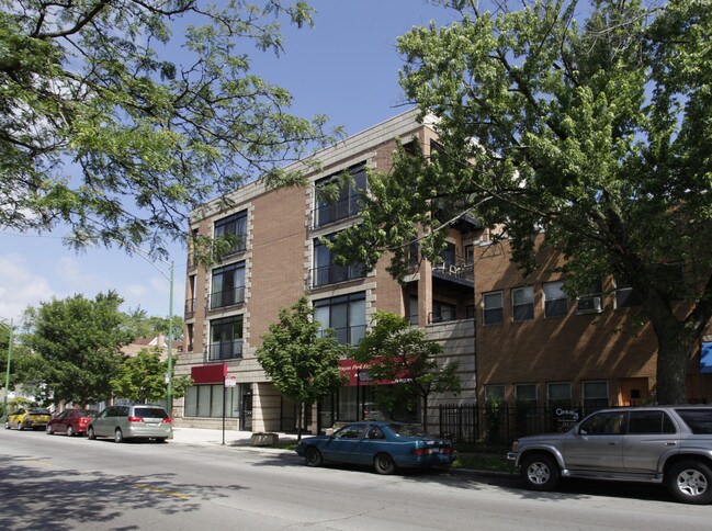 2306-2310 W Touhy Ave in Chicago, IL - Foto de edificio - Building Photo