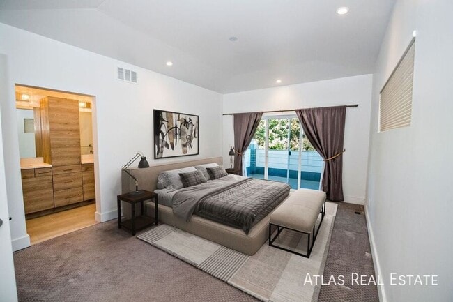 2156 S Sherman St in Denver, CO - Building Photo - Building Photo