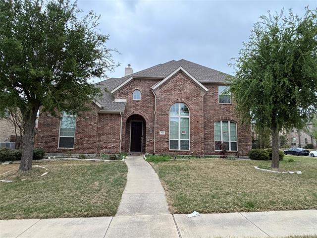property at 7812 Edgeglen Trail