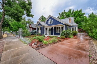 1824 W Colorado Ave, Unit A in Colorado Springs, CO - Building Photo - Building Photo