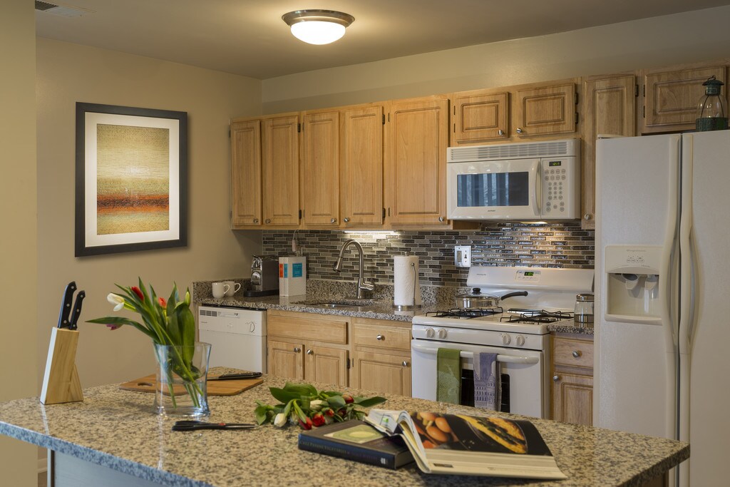 Plum Tree Apartments in Ellicott City, MD